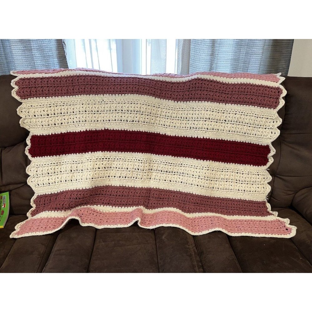 Vintage Hand Crocheted Baby Throw Afghan Pink White 60 Inch X 40 Inch - Picture 1 of 5